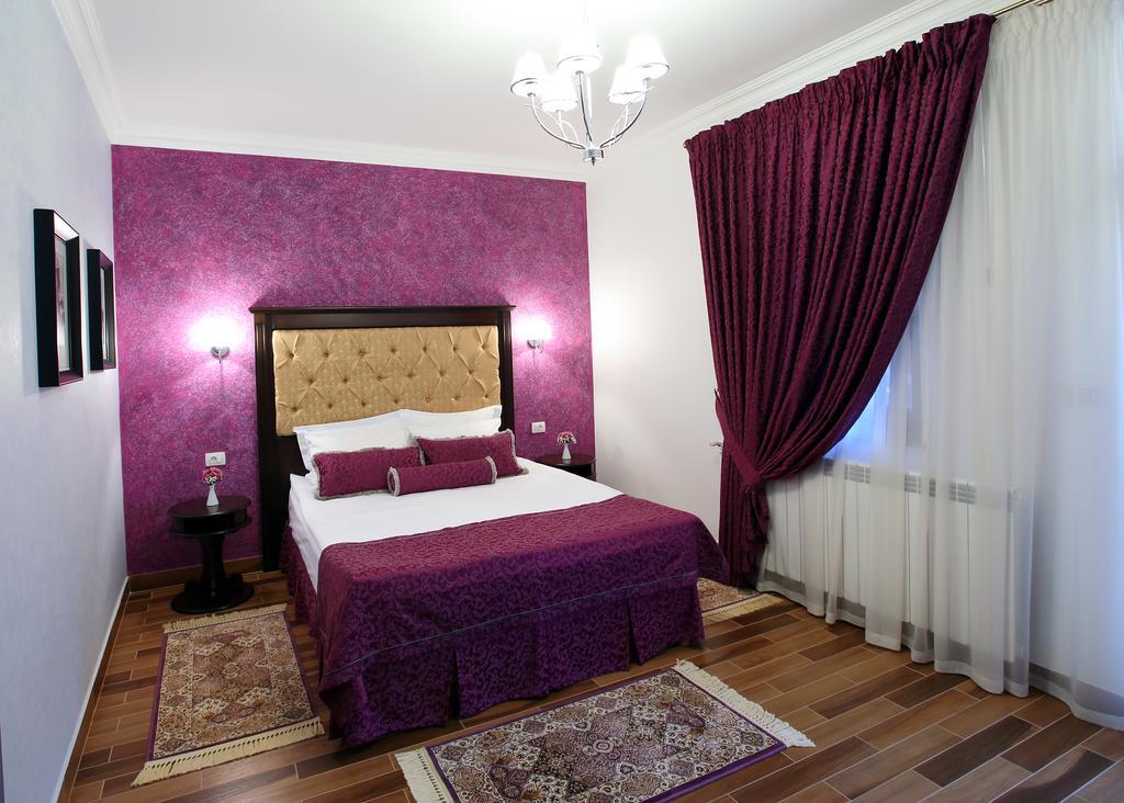 Hotel Galany Radauti Quarto foto